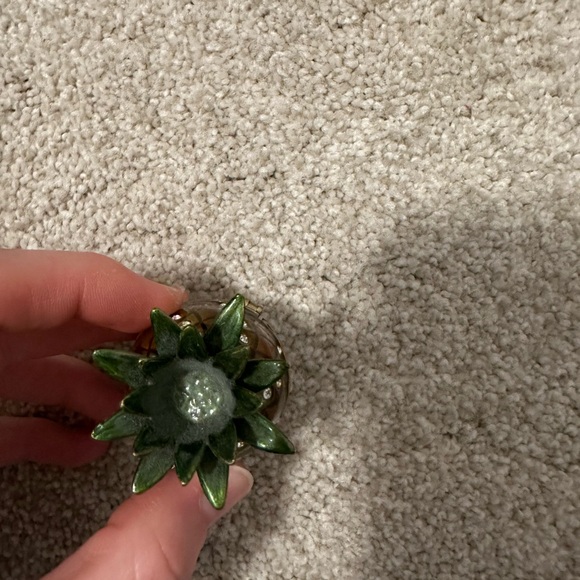Pineapple Bejewled Trinket with Hidden Interior - Picture 2 of 9